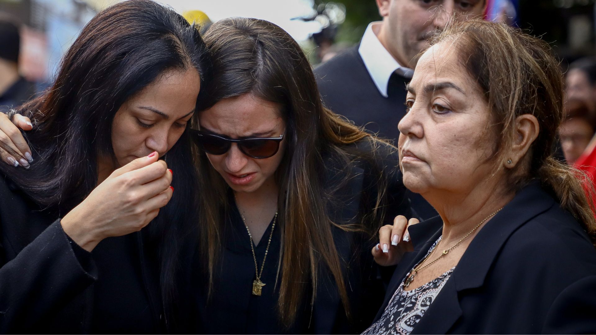 Familiares del exfiscal paraguayo Marcelo Pecci (EFE)