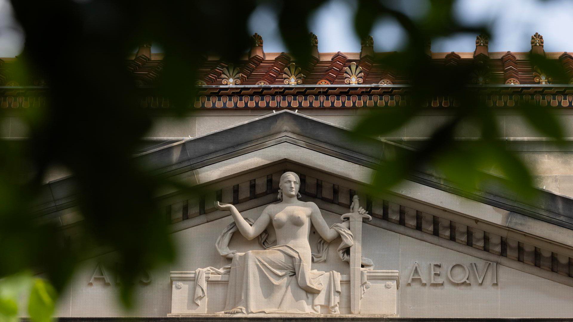 Washington (Estados Unidos), 25/07/2023.- El edificio del Departamento de Justicia Robert F. Kennedy en Washington, DC, EE. UU., 25 de julio de 2023. - EFE