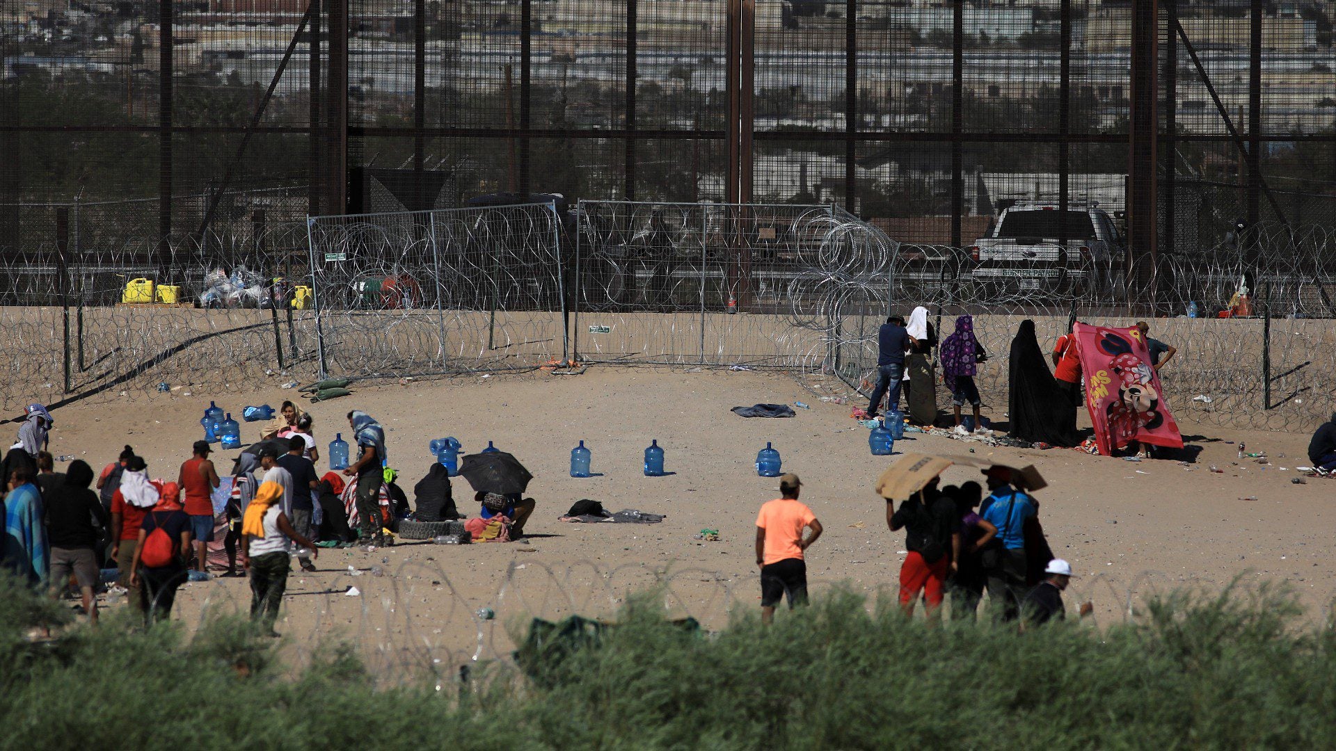 Migrantes en la frontera con Estados Unidos - Foto: EFE