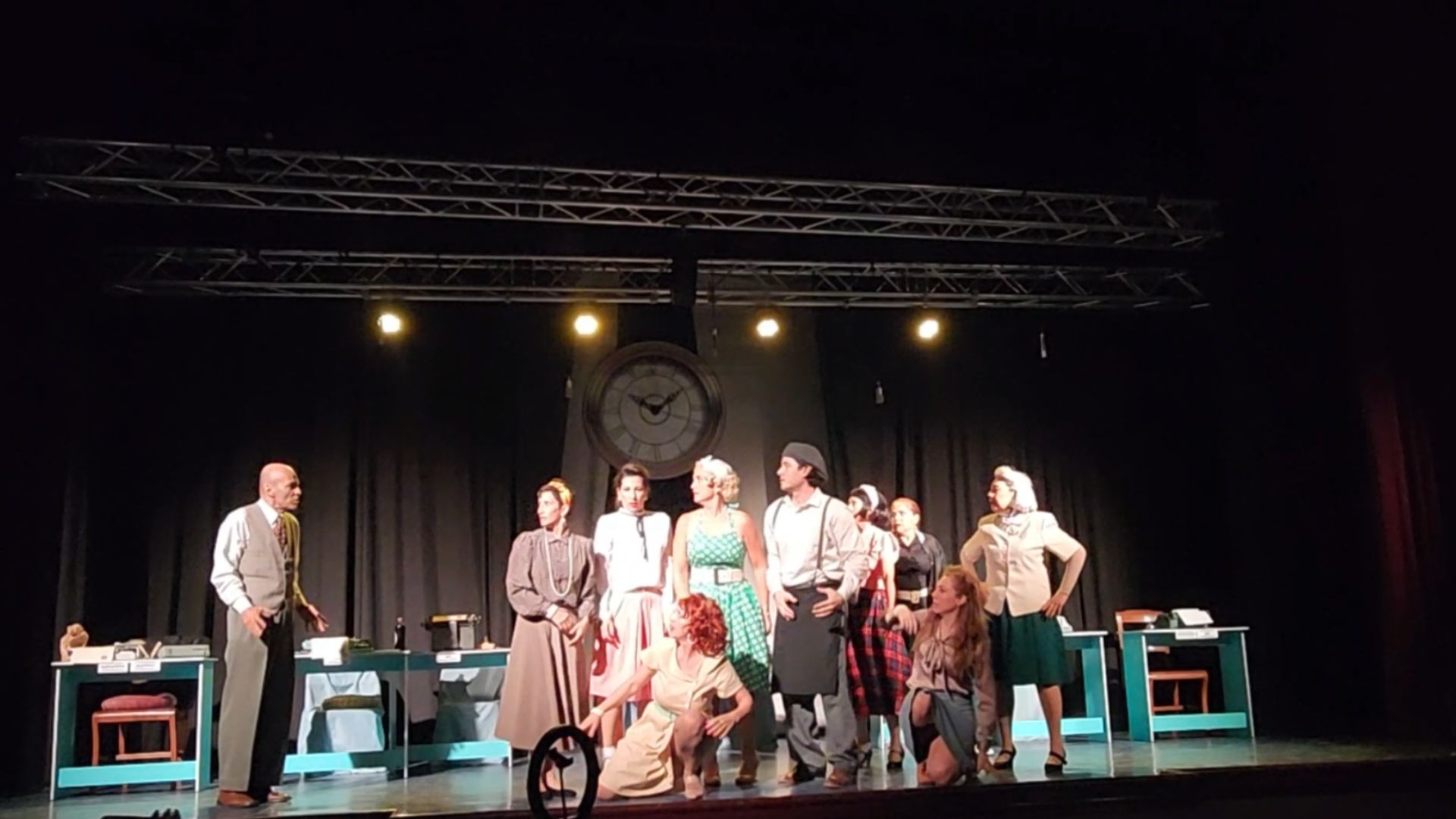 "La Isla Bonita" estará en cartelera en Miami por siete únicas funciones en español.