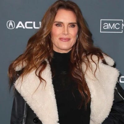 Actriz Brooke Shields contó el jocoso momento en el que una azafata la