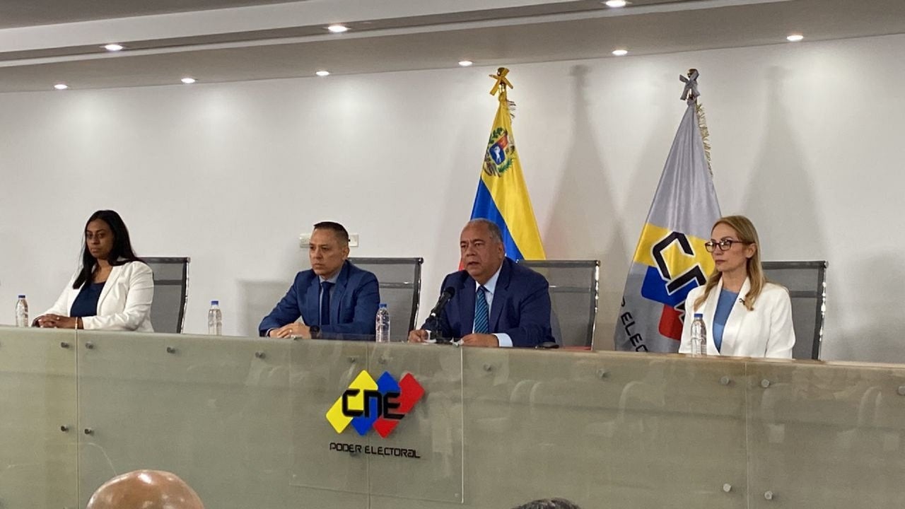 CNE anuncia elecciones presidenciales en Venezuela en cinco meses: 28 ...