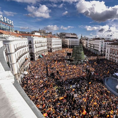 Miles de personas salieron a las calles en España para rechazar ley de ...