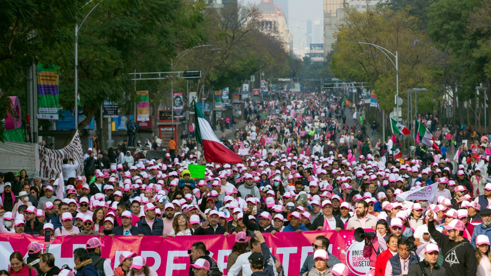 'Marea rosa' en México (AFP)