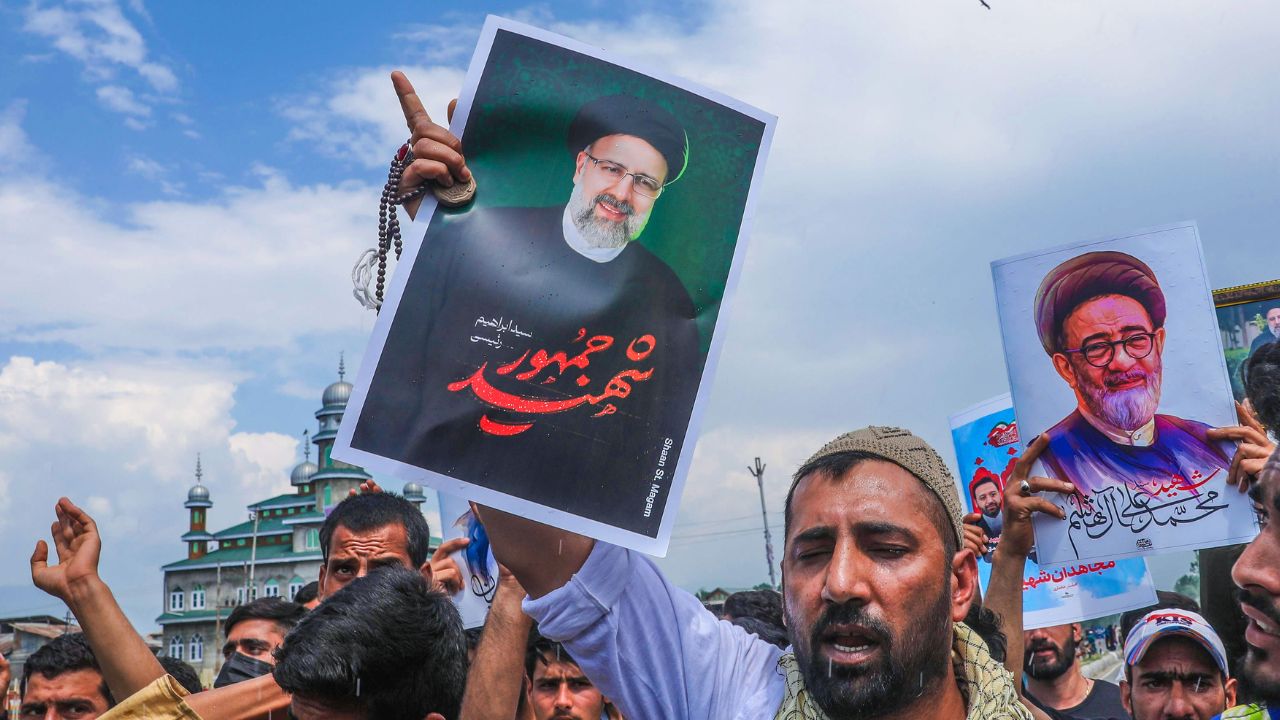 Iraníes guardan luto por el fallecimiento del presidente Ebrahim Raisi - Foto: EFE