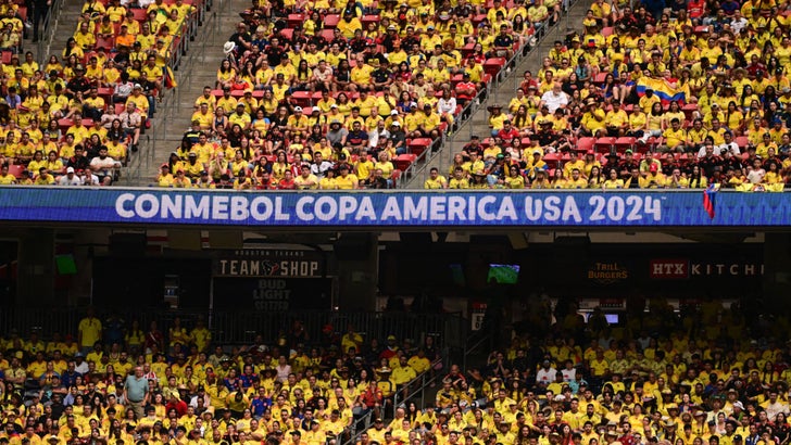 Hinchada colombiana en Houston, Texas (AFP)