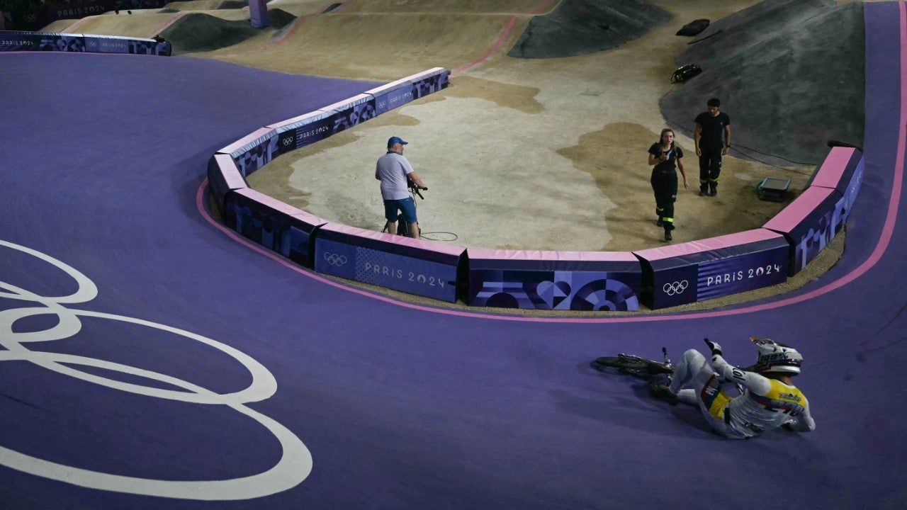 Caída del ciclista colombiano Carlos Ramírez | Foto: AFP