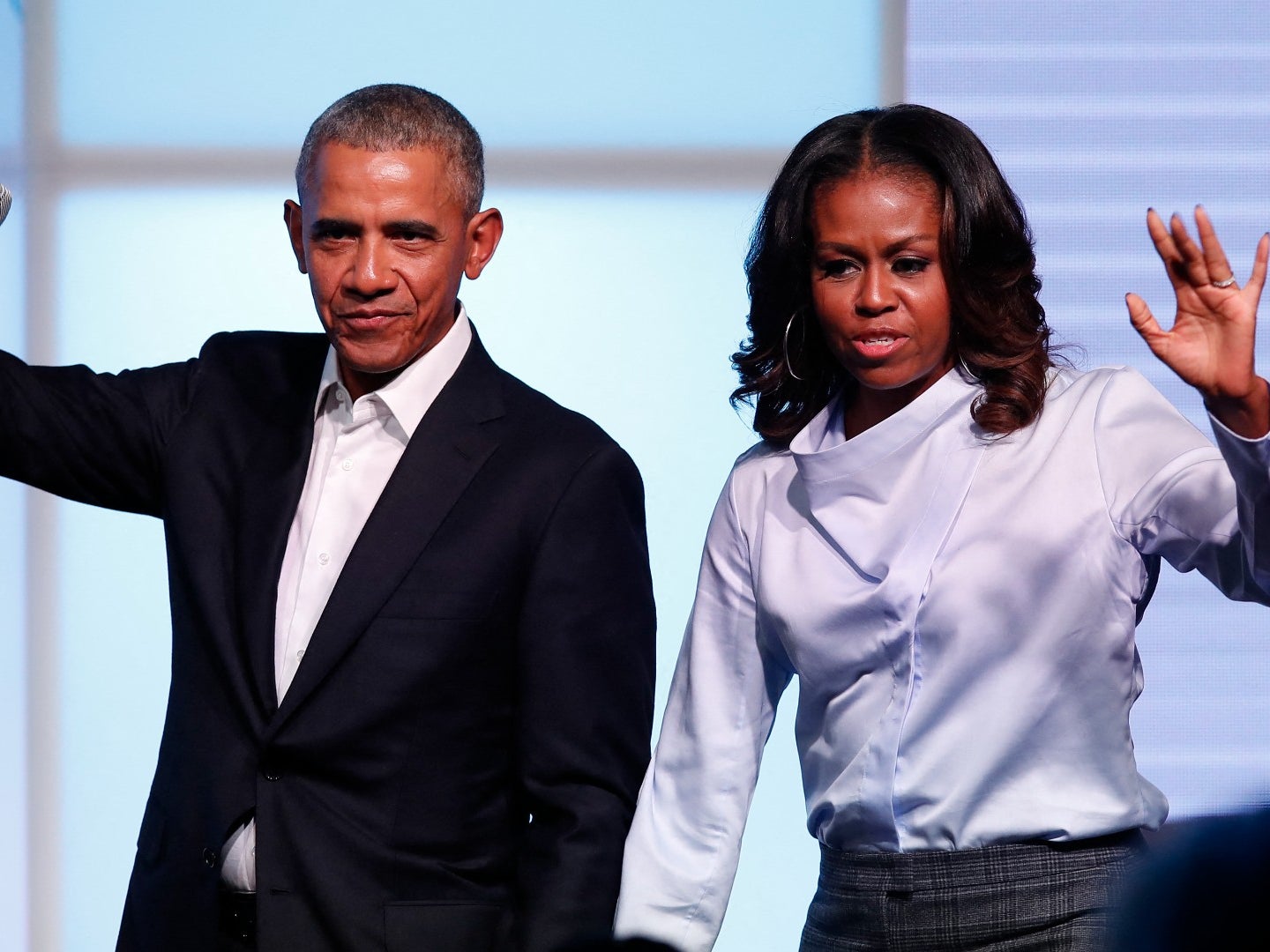 Barack y Michelle Obama felicitaron a Donald Trump por su triunfo electoral  pero lamentaron los \, image size:1440x1080