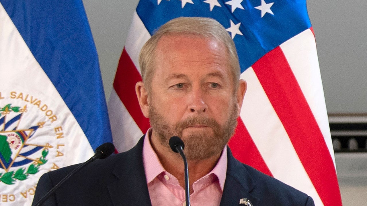 Donald Trump nomina a Ronald Johnson como embajador de Estados Unidos ...