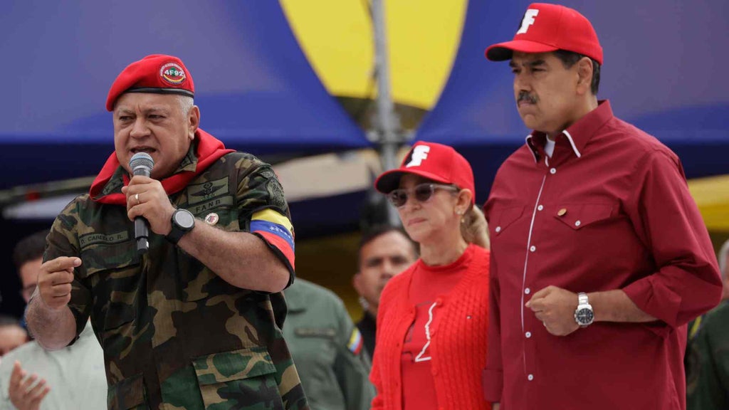 Diosdado Cabello y Nicolás Maduro - EFE