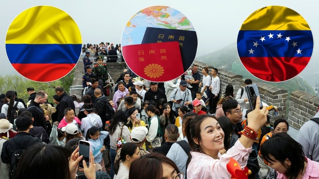 Turistas en China - Foto EFE/ Banderas de Colombia y Venezuela/ Pasaporte asiático - Fotos de referencia Canva