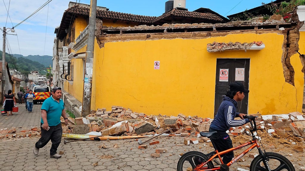 Destrozos en Guatemala por sismos del 8 de julio de 2025. (EFE)