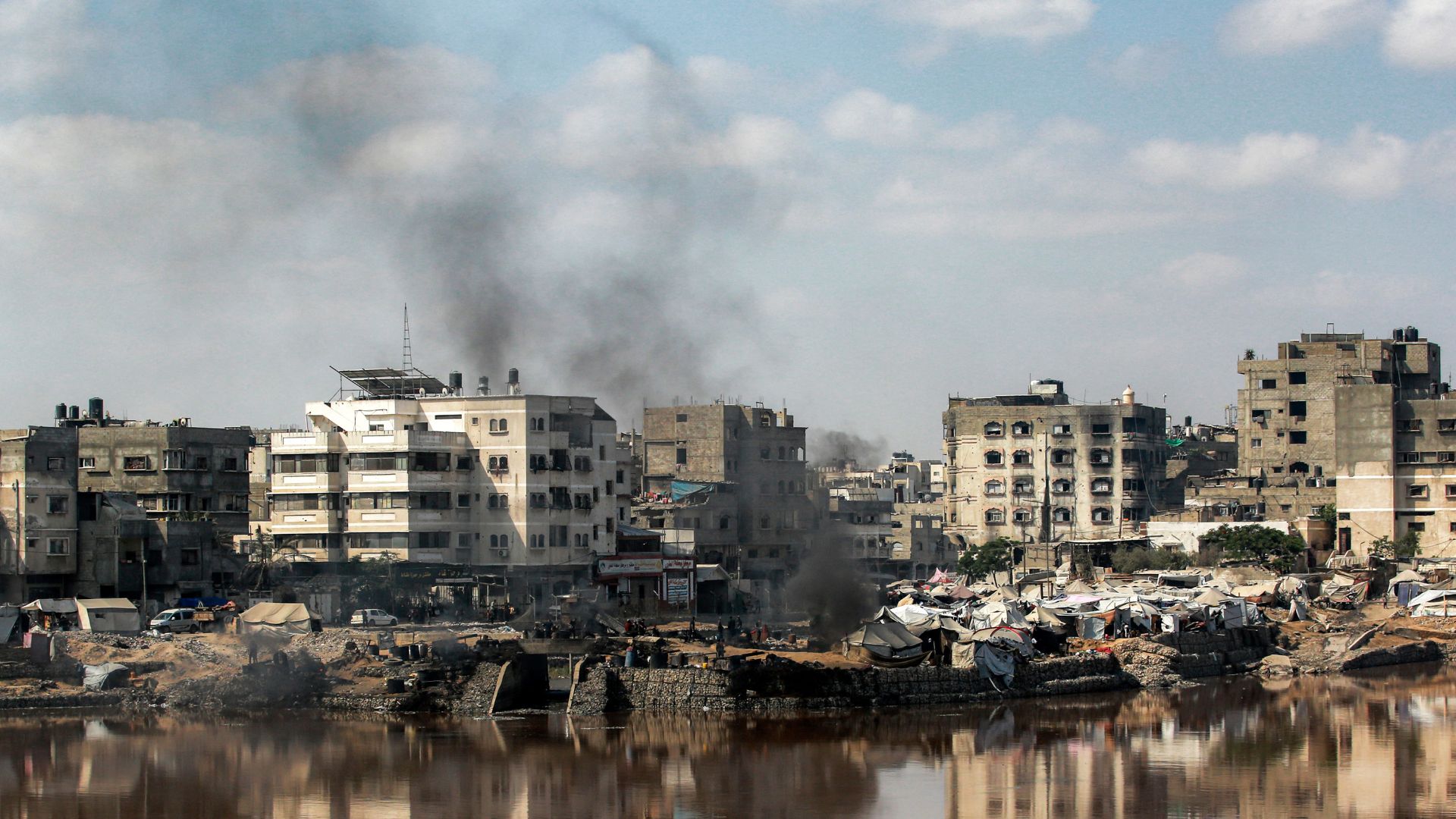 Bombardeos israelíes en Gaza y Jan Yunis dejan al menos 22 muertos - Foto AFP Bombardeos israelíes en Gaza y Jan Yunis dejan al menos 22 muertos - Foto AFP