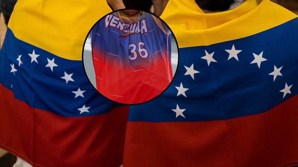 Bandera de Venezuela / Jugador de sóftbol - Fotos: EFE
