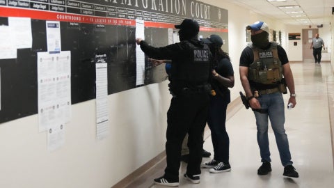 Agentes de ICE (AFP)