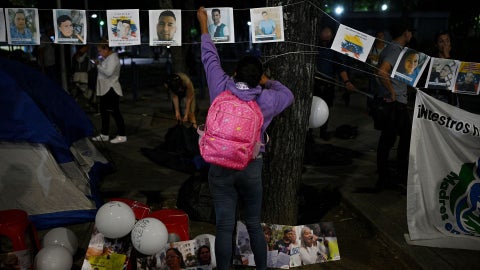 Familiares de víctimas de desaparición forzada - Foto AFP