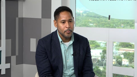 Robin Peguero, candidato demócrata que busca competirle el escaño a María Elvira Salazar - Foto: NTN24
