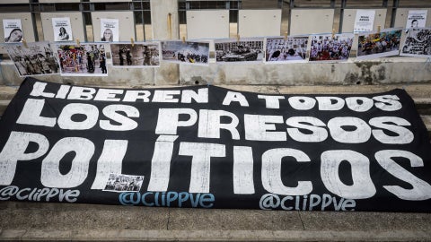 Familias de presos políticos en Venezuela piden por la libertad de sus allegados - Foto: EFE