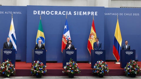 Cumbre en Chile en defensa de la democracia - Foto EFE
