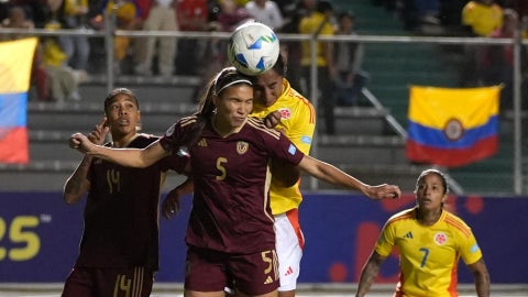 Venezuela ante Colombia en la Copa América femenina - Foto: EFE