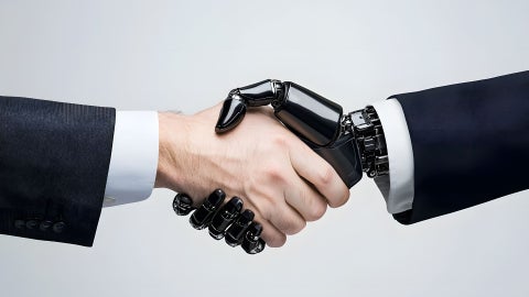 Humanos y robots - Foto de referencia Canva