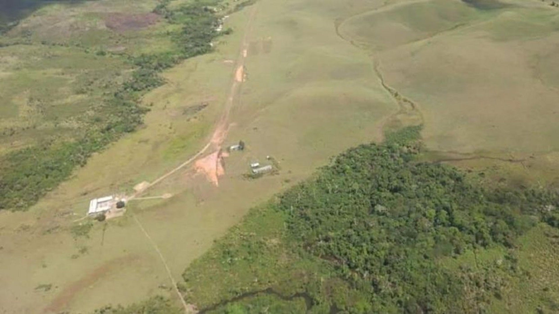 avioneta Amazonas