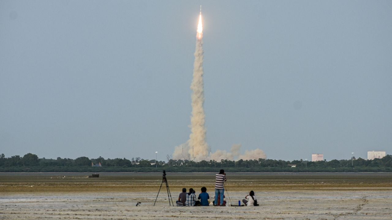 Cohete que transporta satélite NISAR de la NASA y de la ISRO - Foto EFE Cohete que transporta satélite NISAR de la NASA y de la ISRO - Foto EFE