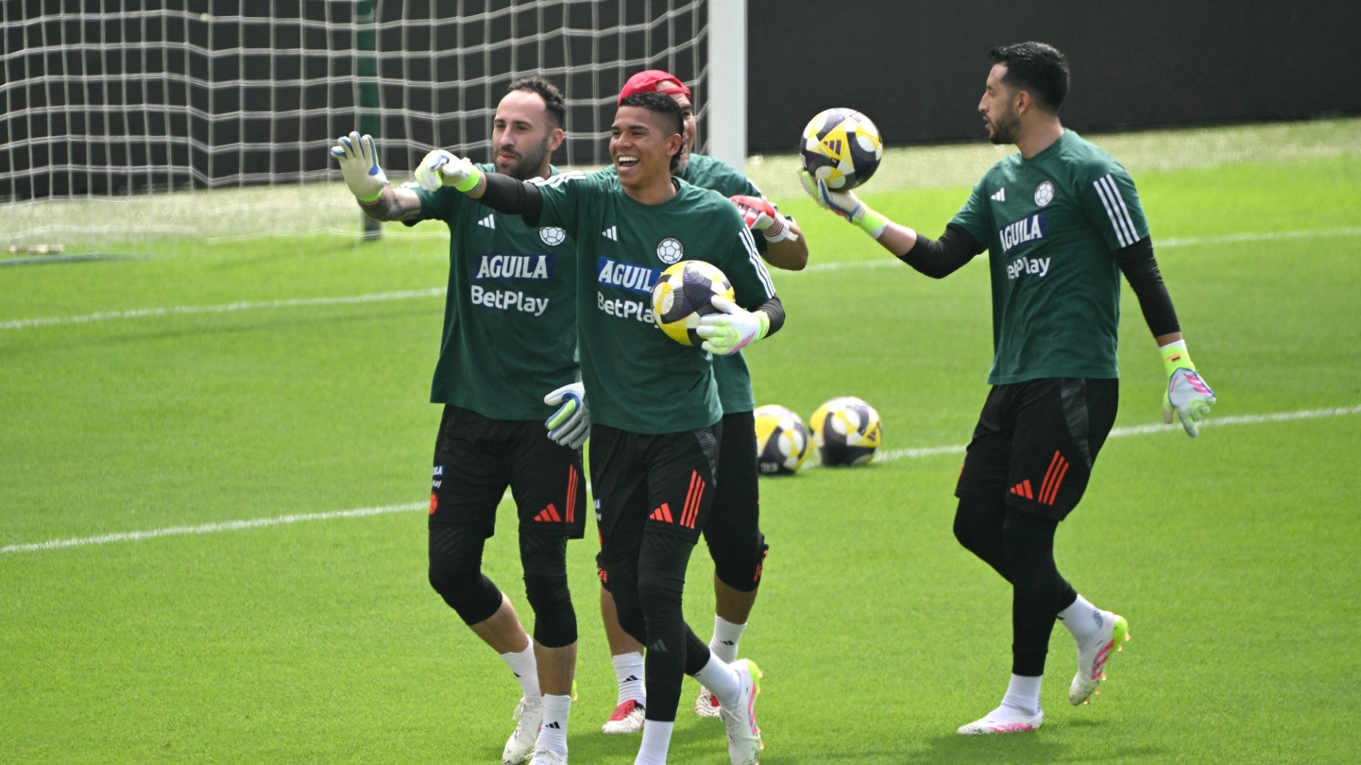 Arqueros Selección Colombia Arqueros de la selección Colombia David Ospina, Kevin Mier y Camilo Vargas | Foto: AFP