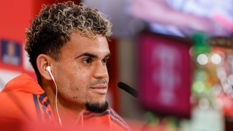 Luis Díaz en su presentación como nuevo jugador del Bayern Múnich - Foto: EFE