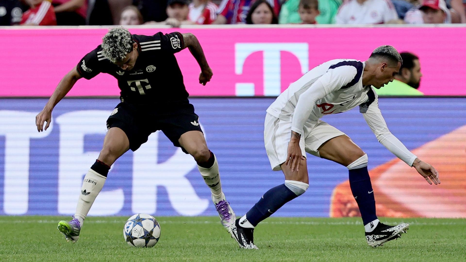 Luis Díaz con el Bayern Munich ante el Tottenham / FOTO: EFE