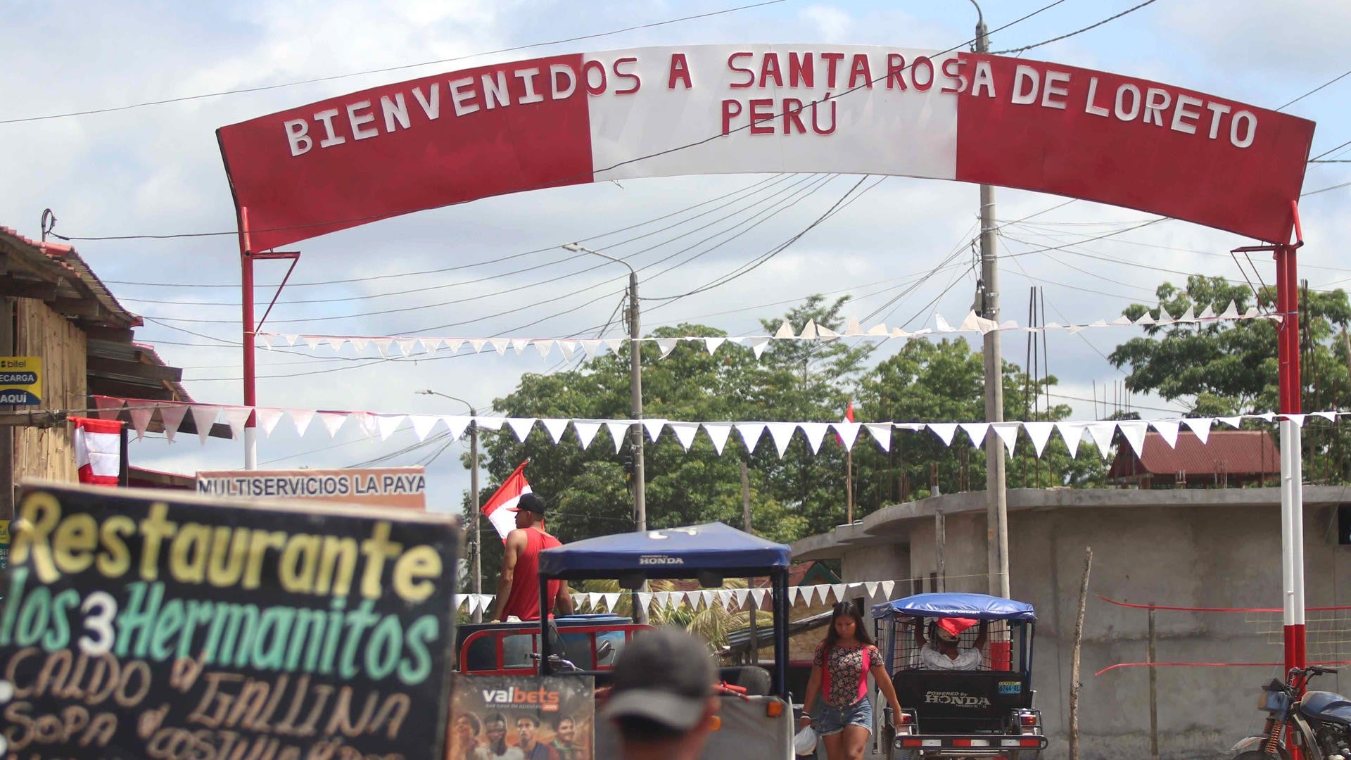 Entrada a la isla de Santa Rosa de Loreto en el Amazonas - Foto: EFE Entrada a la isla de Santa Rosa de Loreto en el Amazonas - Foto: EFE