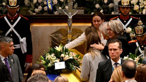 Cámara ardiente en honor a Miguel Uribe Turbay - Foto: EFE