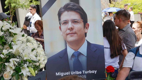 Homenaje a Miguel Uribe Turbay - EFE