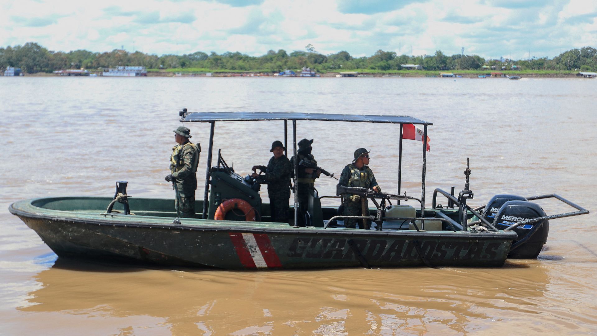 Autoridades de Perú (AFP)