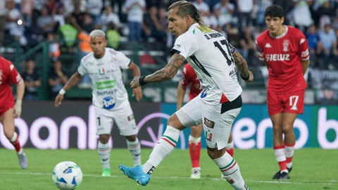 Once Caldas venció en el juego de ida de los octavos de final a Huracán - Foto: EFE