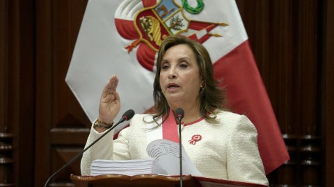 Dina Boluarte, presidente de Perú - Foto: EFE