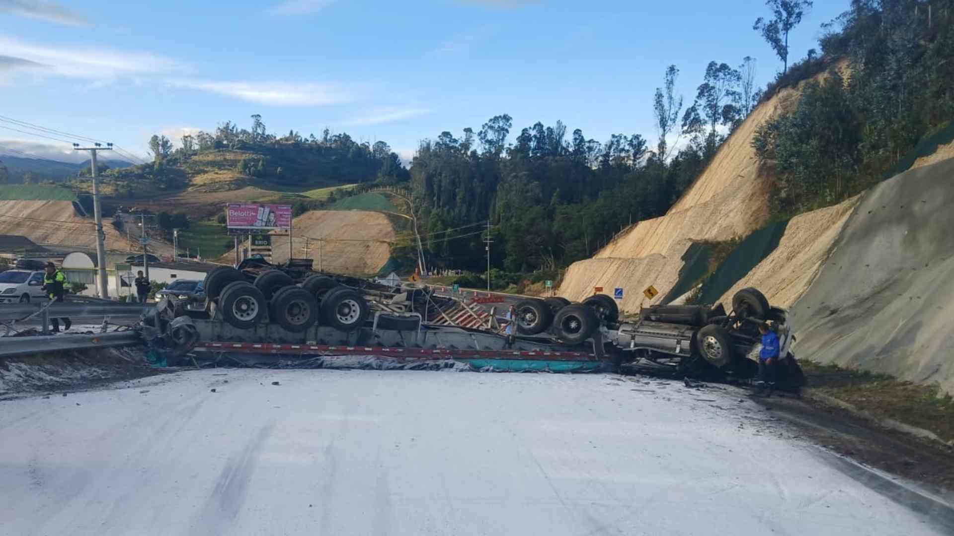 Accidente de tránsito - Concesión Vía Sumapaz