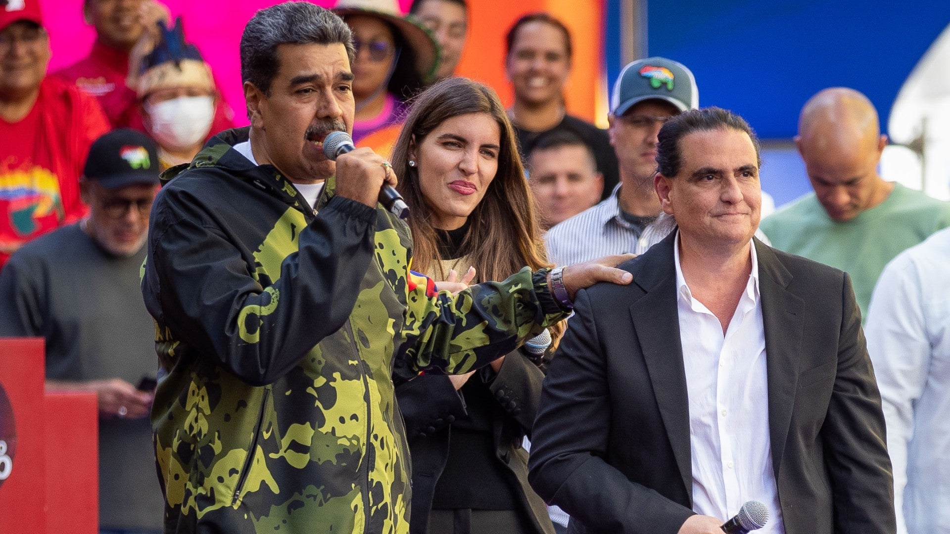 Nicolás Maduro, jefe del régimen venezolano junto a Alex Saab, colaborador del régimen venezolano - Foto de referencia: EFE