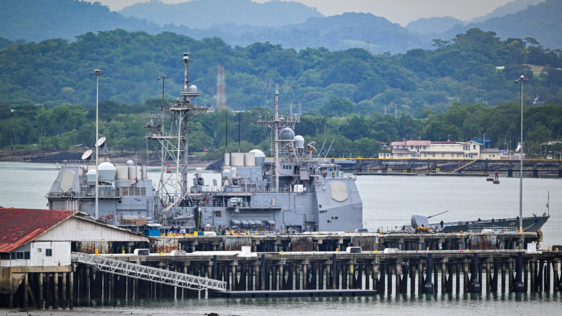 Buque de EE.UU. en Panamá -Foto AFP