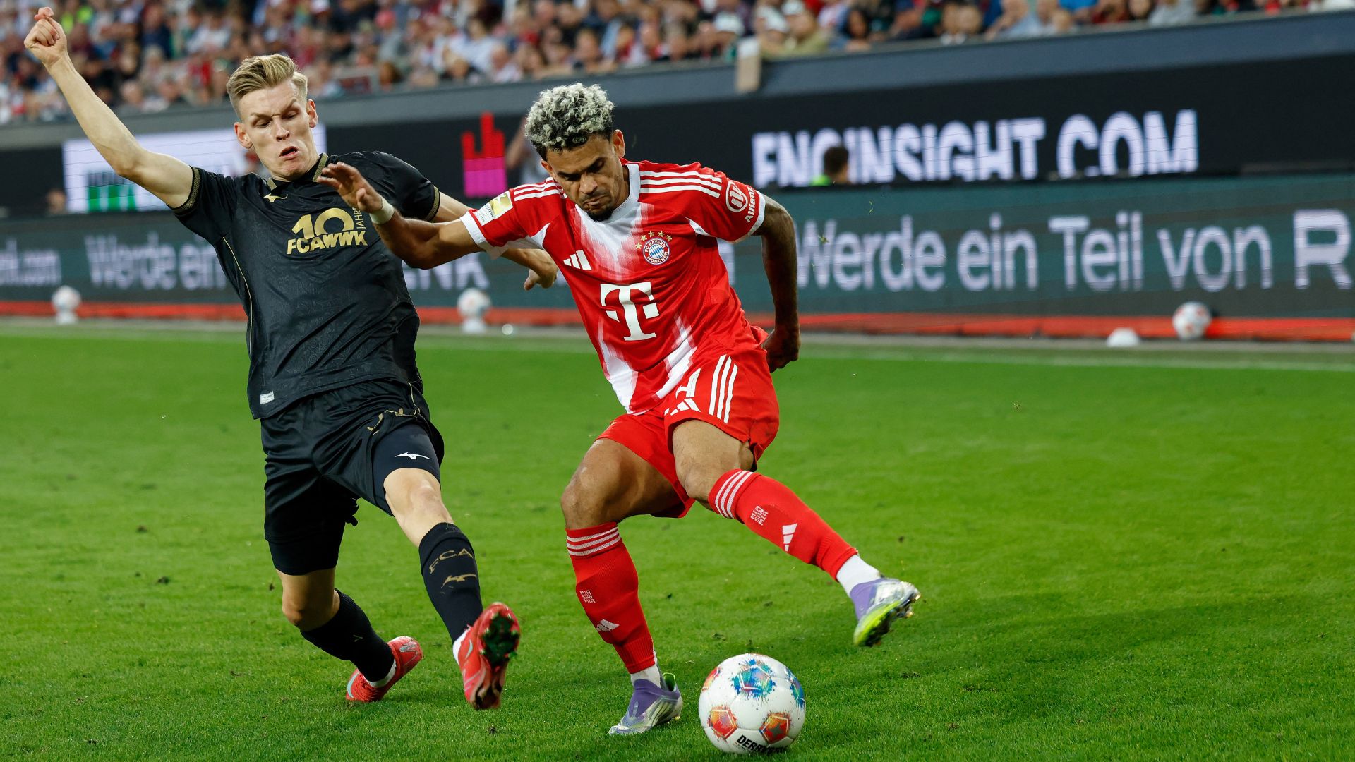 Luis Díaz con el Bayern Múnich vs. Augsburgo - Foto AFP