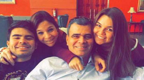 Padrino con sus hijos 