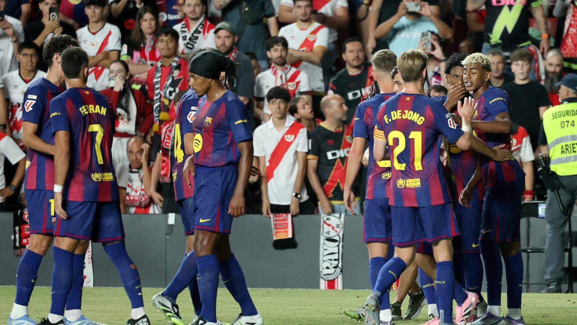 Jugadores del Barcelona en el partido contra el Rayo Vallecano | Foto: AFP