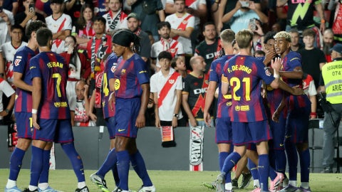 Jugadores del Barcelona en el partido contra el Rayo Vallecano | Foto: AFP