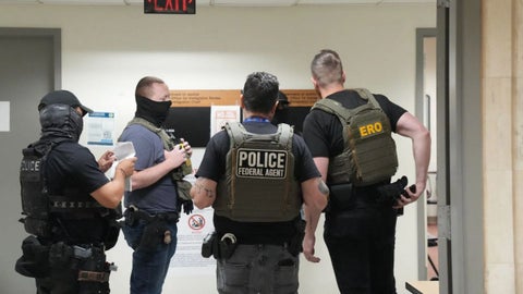 Agentes federales | Foto AFP