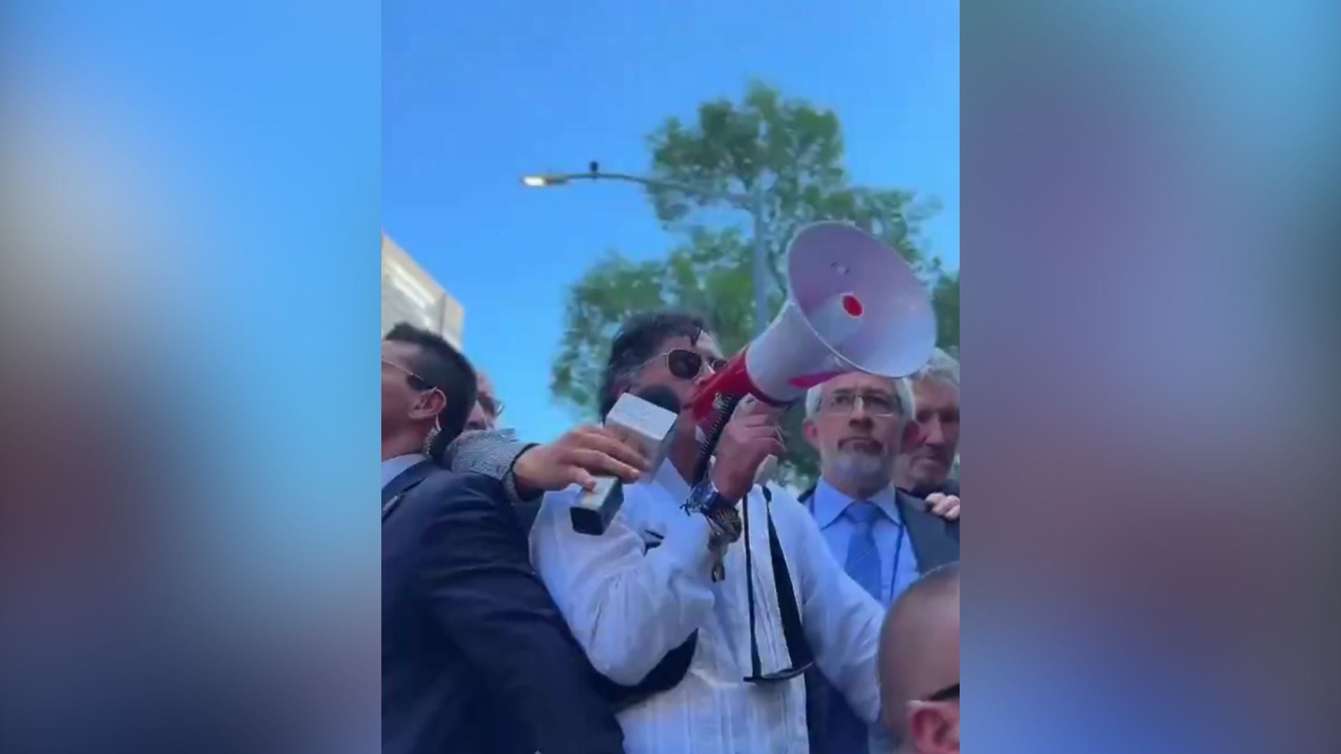 Presidente Gustavo Petro durante marcha en Nueva York.