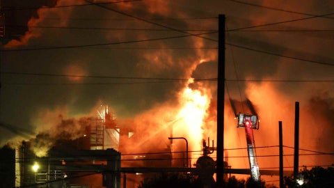 Incendio en Chevron - AFP