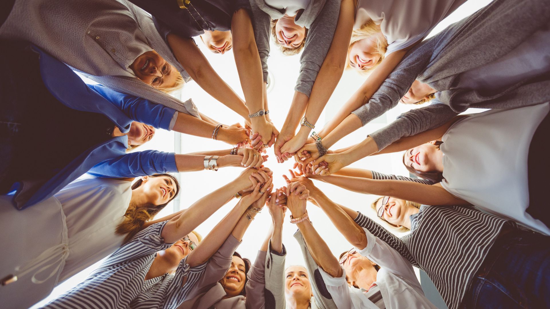 Mujeres en apoyo mutuo-Foto: Canva