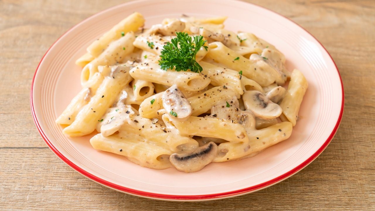 Receta de pasta fría cremosa - Foto referencia: Canva