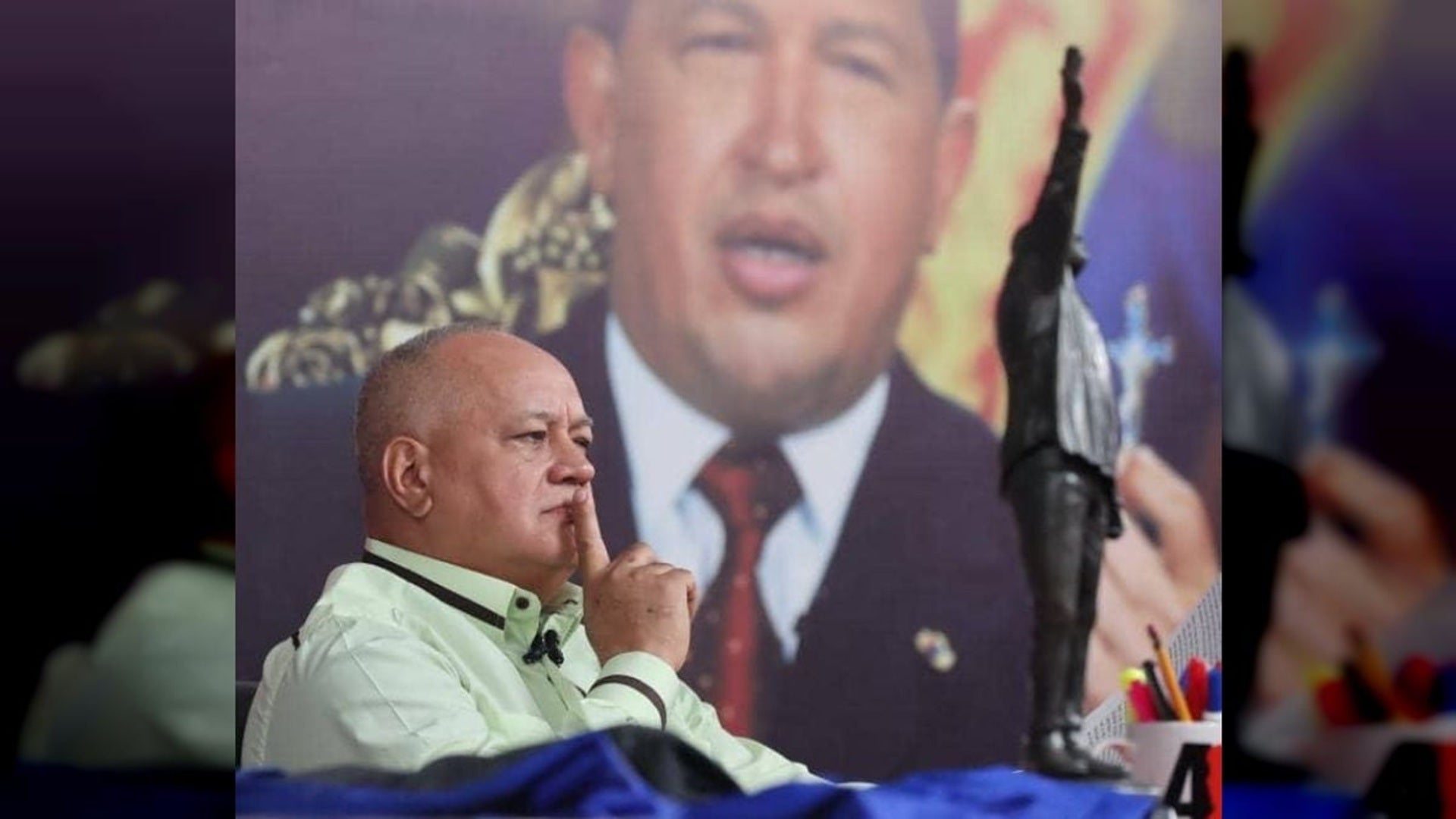 Cabello - Con el Mazo Dando