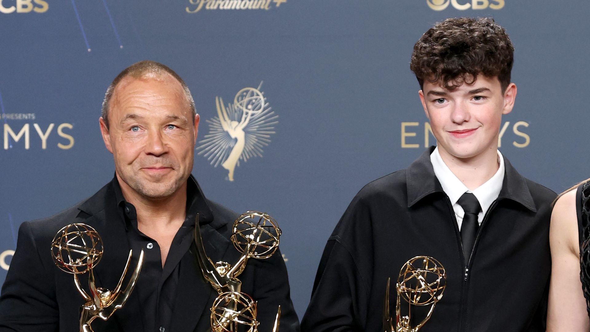 Stephen Graham y Owen Cooper en los Emmy Awards - Foto AFP